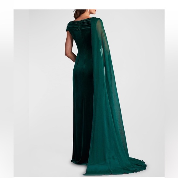 Tadashi Shoji Women's Pleated Crossover Cape Velvet Gown size LARGE worn once - Picture 3 of 5